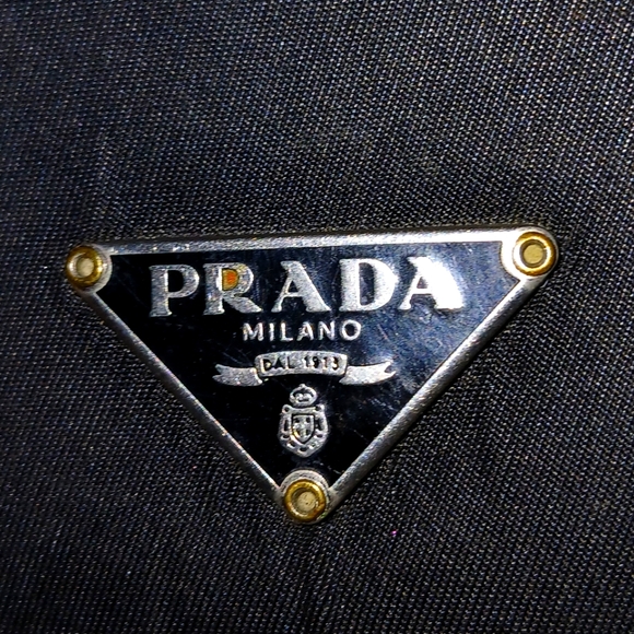 AUTHENTIC PRADA SMALL BLACK WALLET - Picture 1 of 7